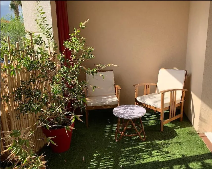 Grand Studio Avec Coin Nuit, Proche Mer Et Montagnes Roquebrune-sur-Argens 0*,  France