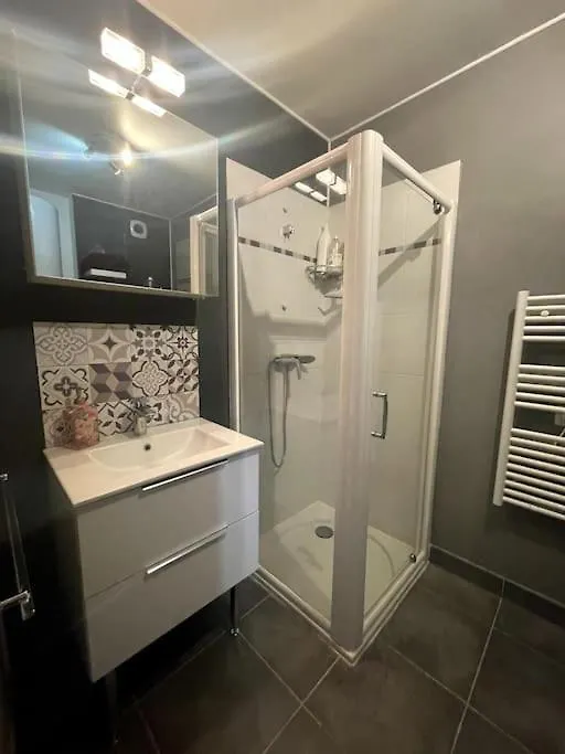 Grand Studio Avec Coin Nuit, Proche Mer Et Montagnes Roquebrune-sur-Argens